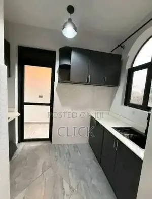 3bdrm Apartment in Muyenga, Central Division for rent