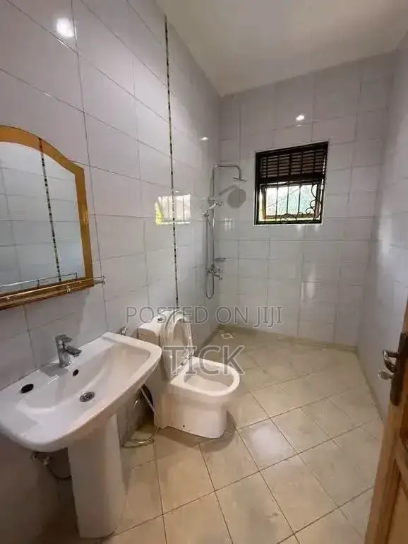 2bdrm Apartment in Mbuya, Central Division for rent