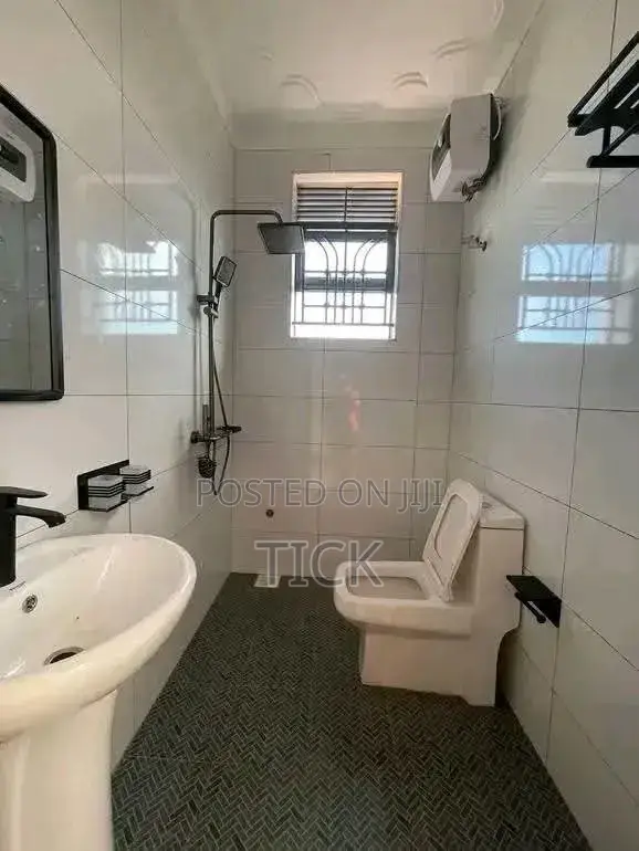 1bdrm Apartment in Muyenga, Central Division for rent