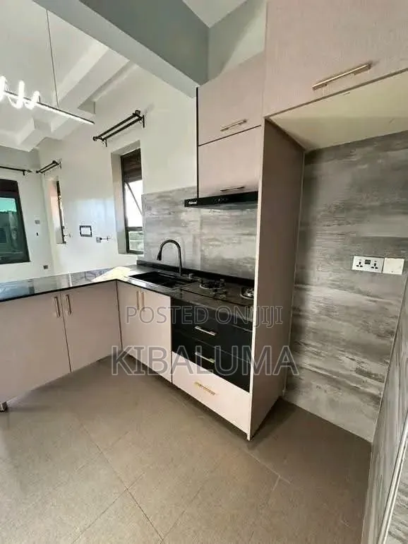 3bdrm Apartment in Muyenga, Central Division for rent
