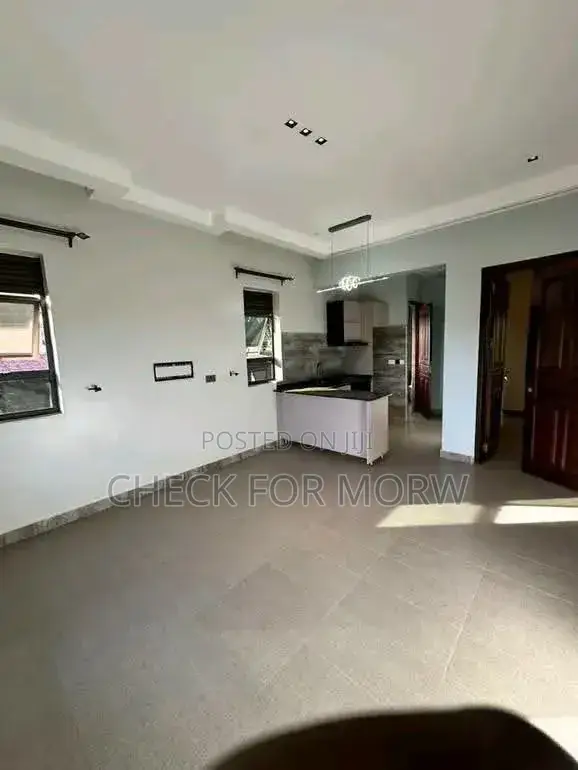 3bdrm Apartment in Muyenga, Central Division for rent