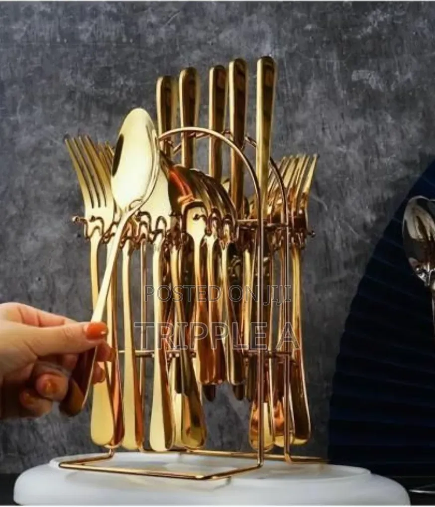 24pcs Gold Cutlery Set Knives , Spoon, Forks