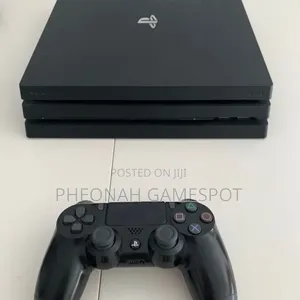 This Ps4 Pro Is Chipped With 35 Games 2 Pads. Total Lockdown at Home