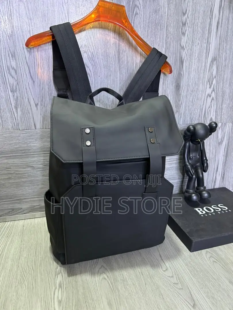 Classic Men’S Bags