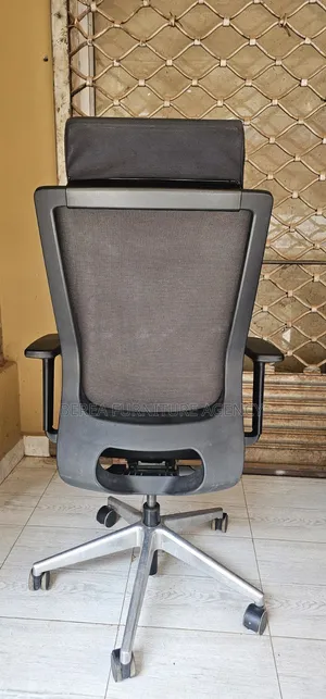 High Density Foam and Mesh Office Chair