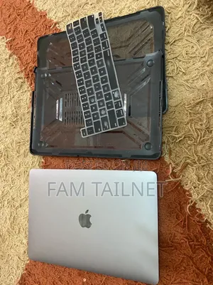 Laptop Apple MacBook Pro 8GB Apple M1 SSD 256GB