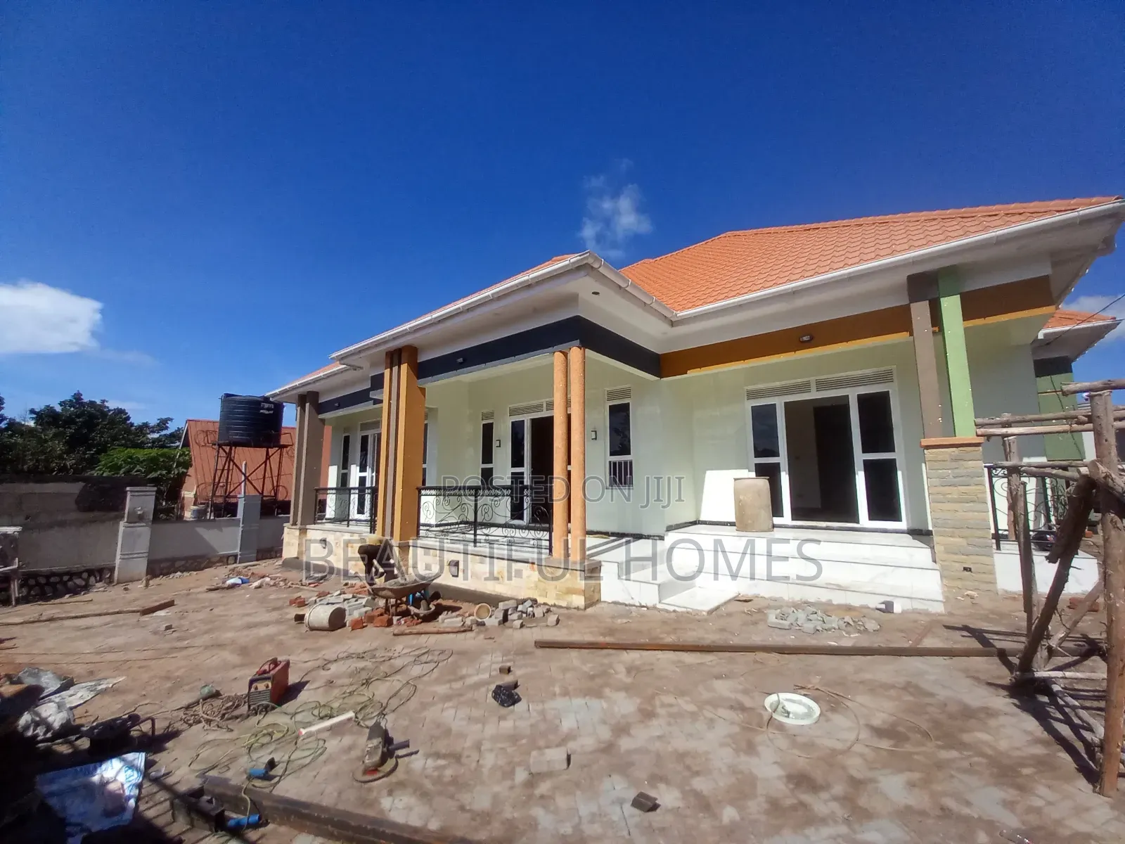 Furnished 4bdrm House in Kitende Entebbe Road, Ssabagabo-Makindye