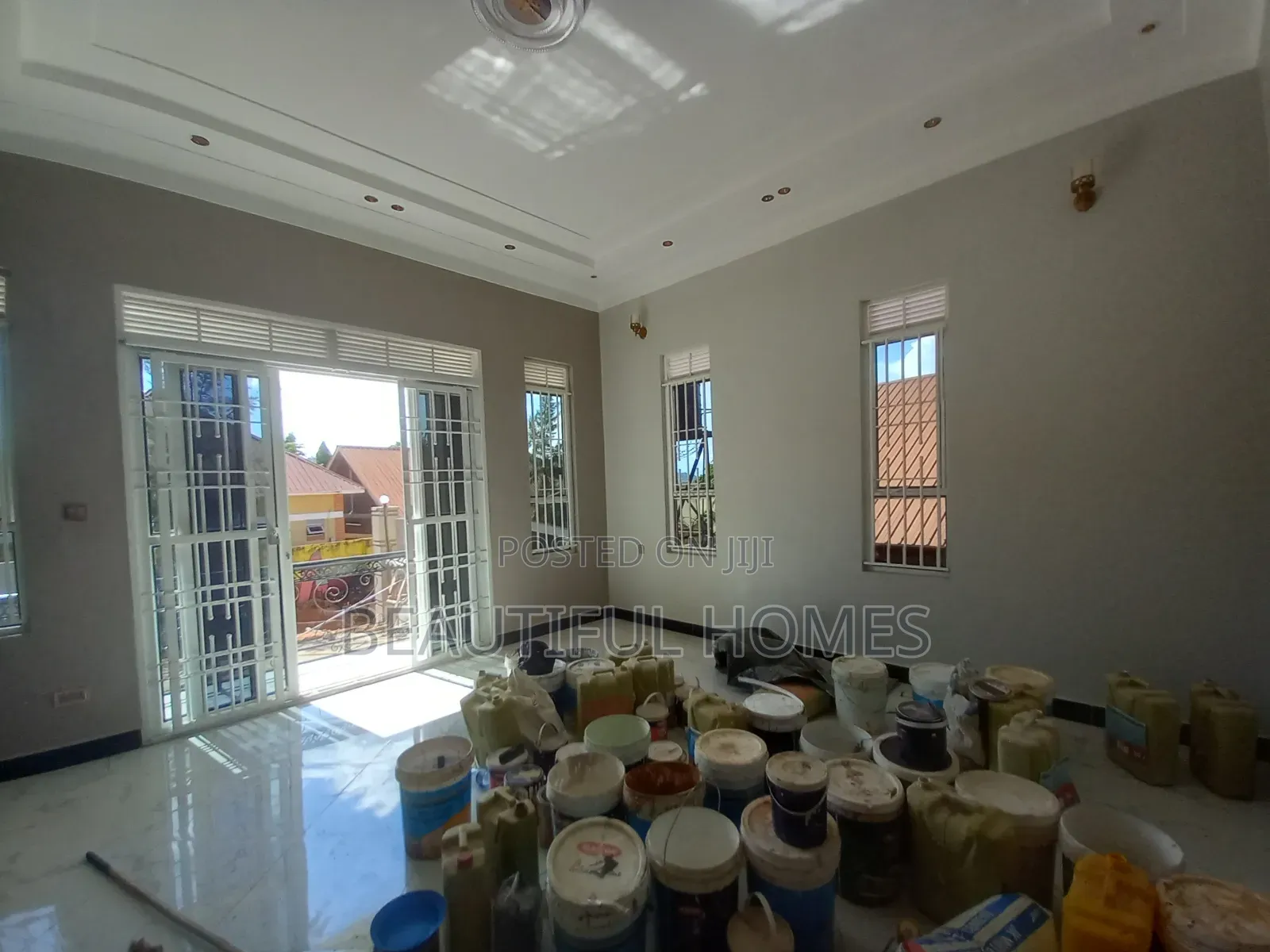 Furnished 4bdrm House in Kitende Entebbe Road, Ssabagabo-Makindye