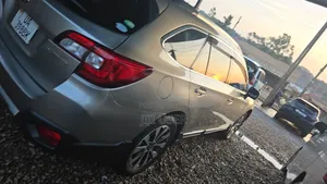 Subaru Outback 2.5i Limited AWD 2016 Silver
