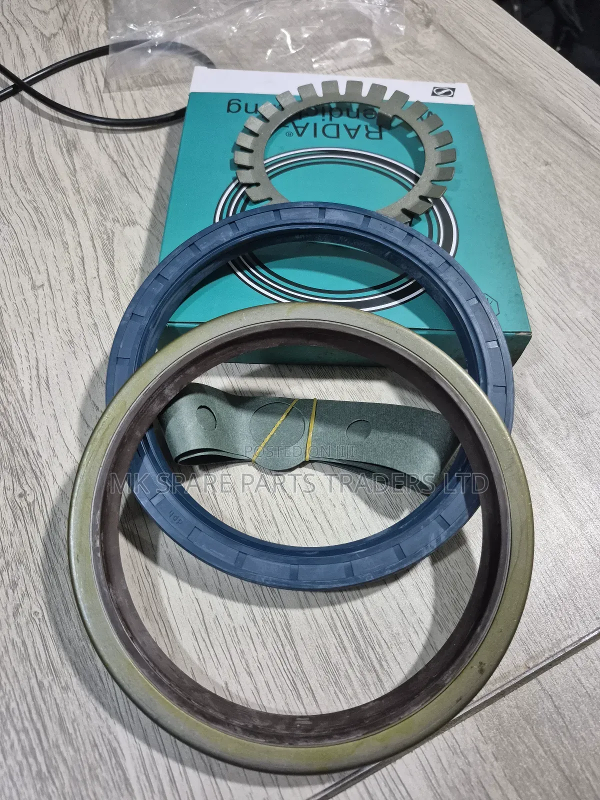 Mercedes Benz Truck Hub Seal