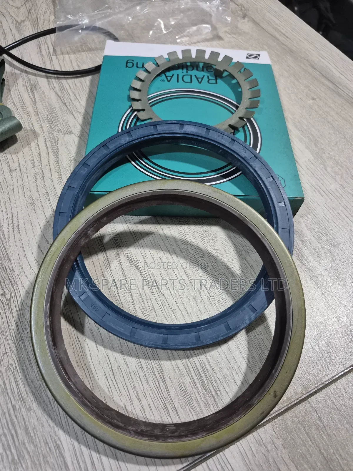 Mercedes Benz Truck Hub Seal