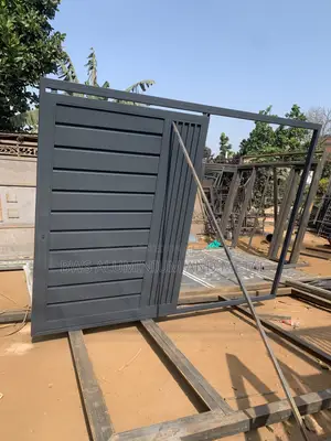 Sliding Door