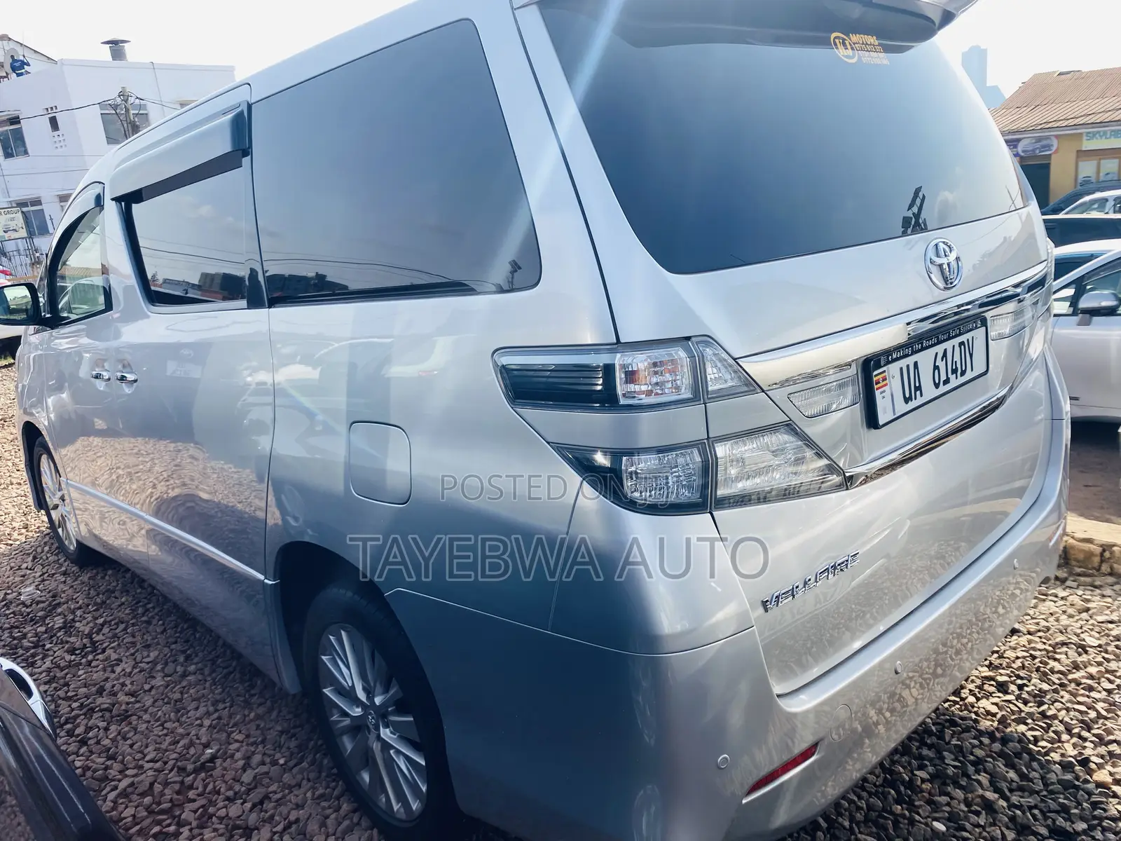 Toyota Alphard 2.4 Petrol FWD 2013 Silver