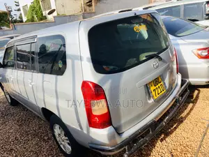 Toyota Succeed 2008 Silver