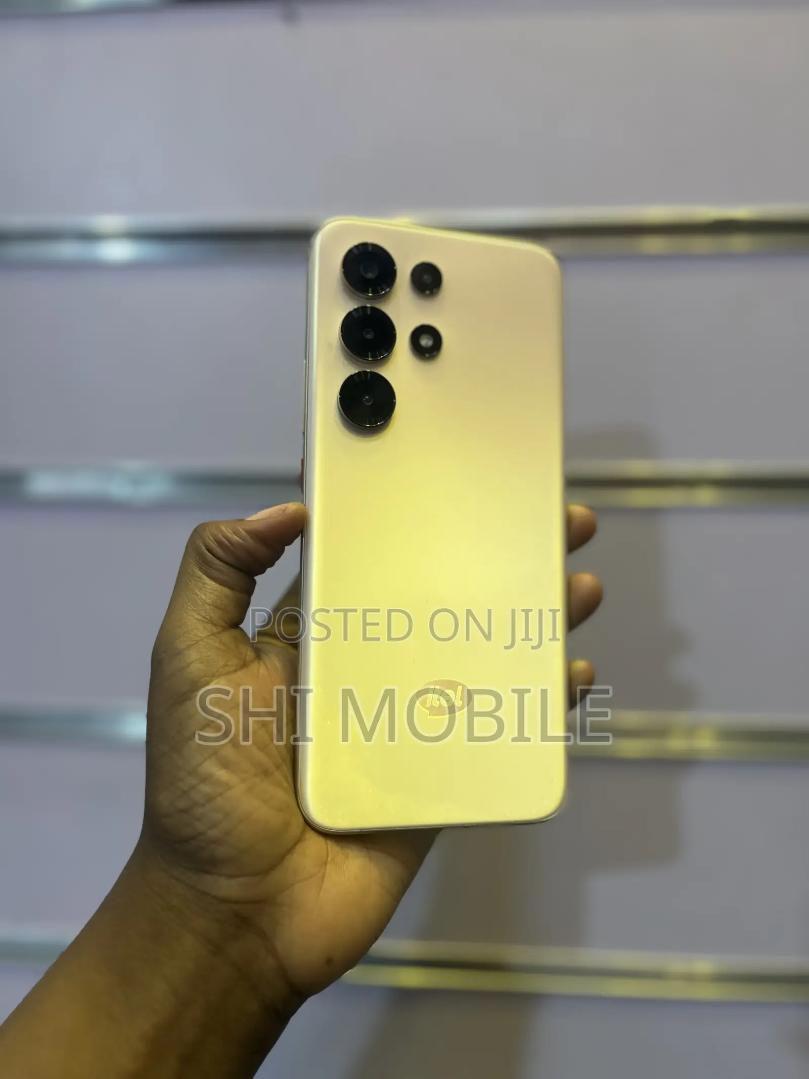 New Itel S26 Ultra 256 GB Bronze