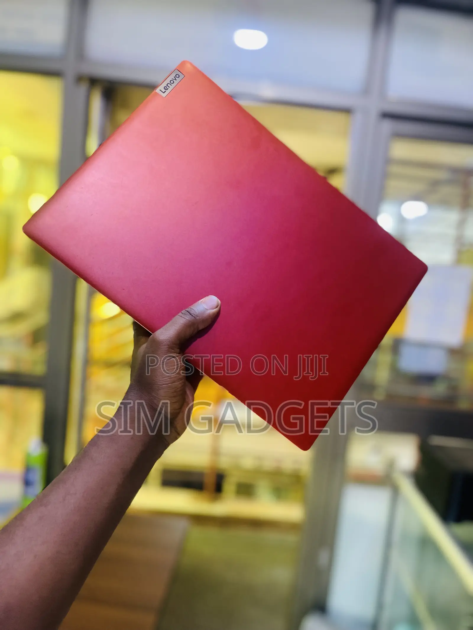 Laptop Lenovo 4GB Intel Celeron SSD 128GB