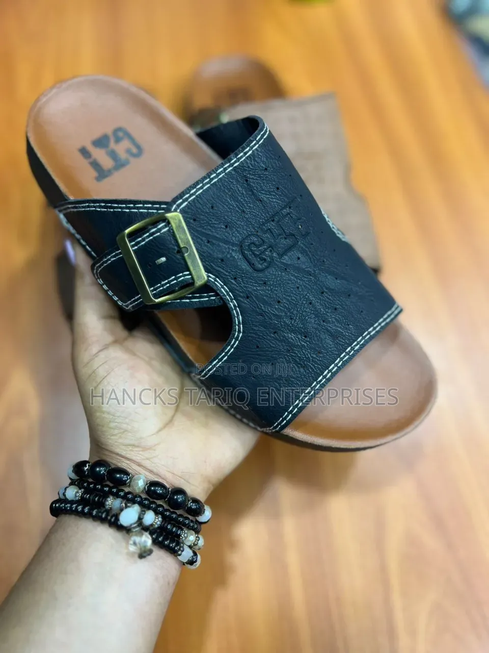 Premium Black Men’S Buckle-Strap Comfort Sandals