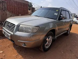 Subaru Forester 2005 Silver