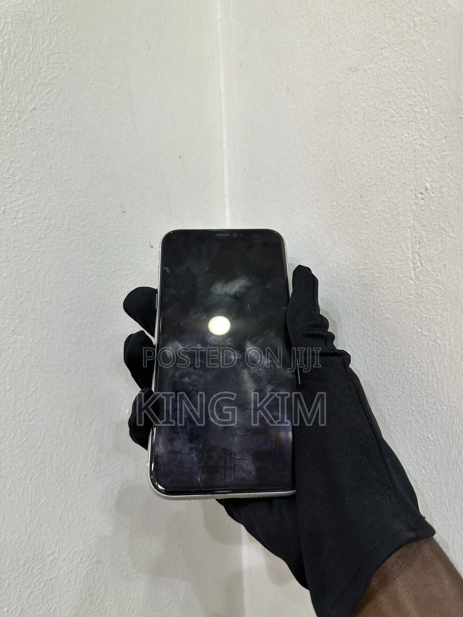 Apple iPhone 11 64 GB White