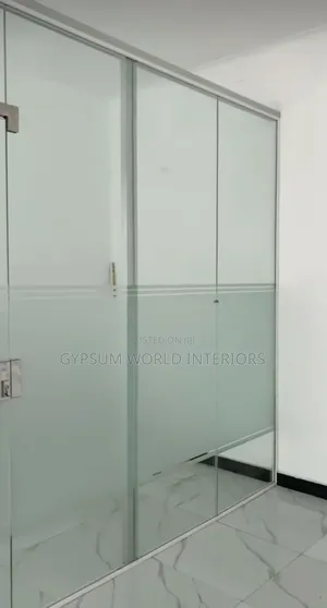 Office Partitioning Taphen Glass 10mm