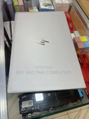 Laptop HP EliteBook 640 G9 16GB Intel Core i7 SSD 512GB
