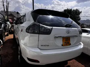 Toyota Harrier 2004 White