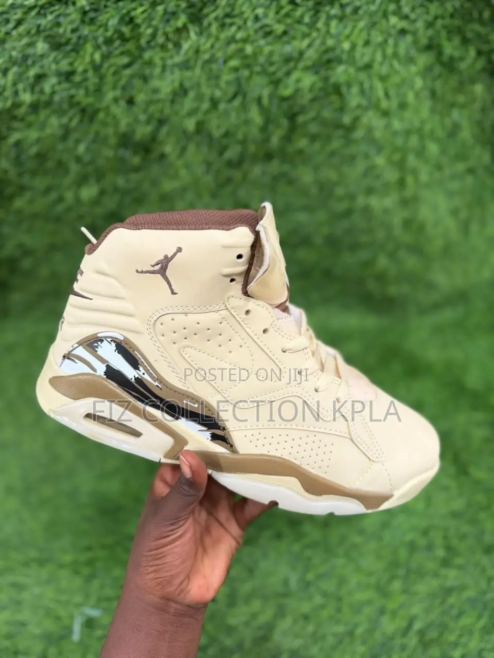 Cream Royale Jordan 7