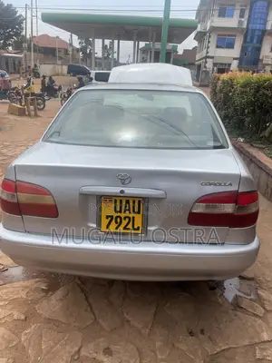 Toyota Corolla 2000 Silver