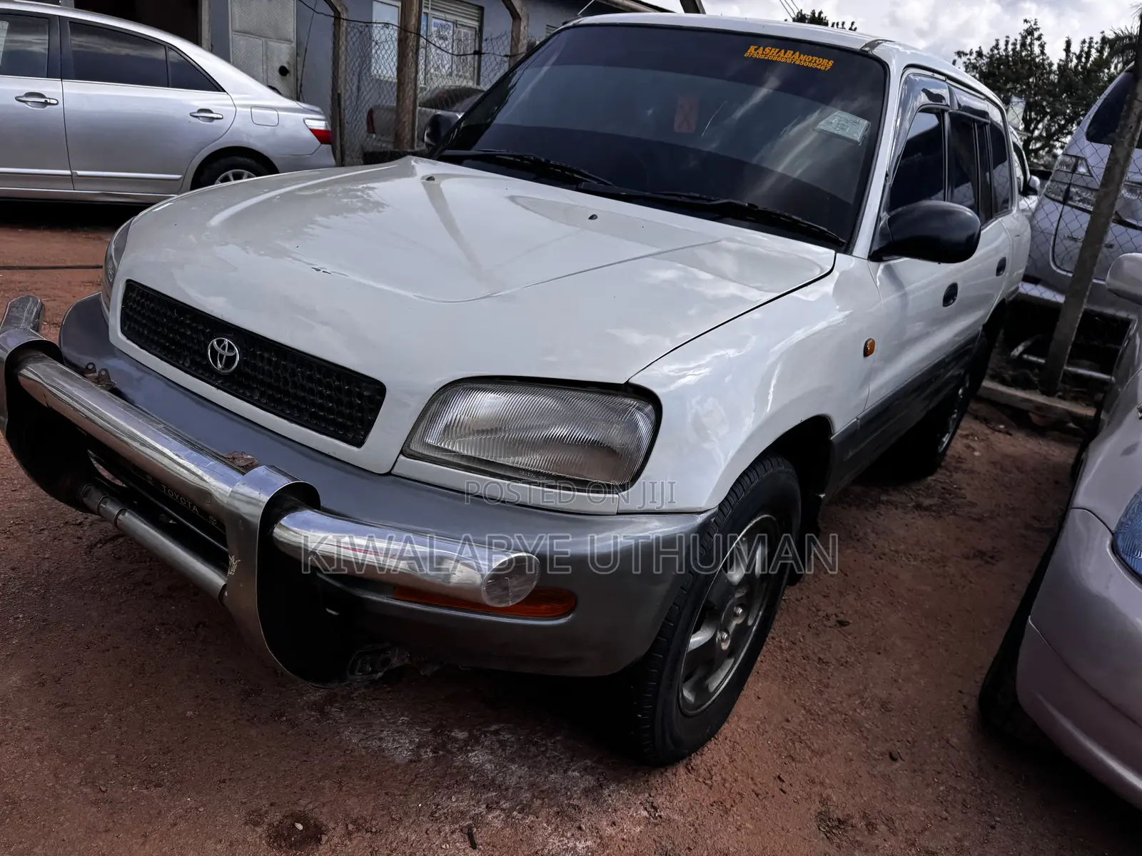 Toyota RAV4 1999 Silver