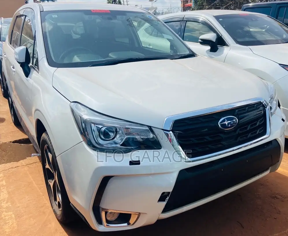 Subaru Forester 2.0XT Premium AWD 2017 White