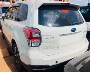 Subaru Forester 2.0XT Premium AWD 2017 White