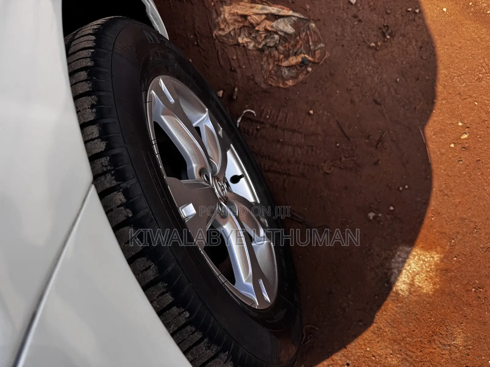 Toyota IST 2009 White