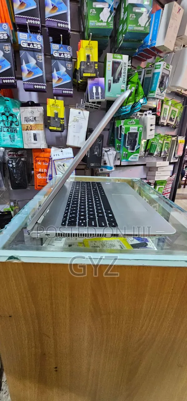 Laptop HP Envy X360 8GB Intel Core i5 HDD 1T