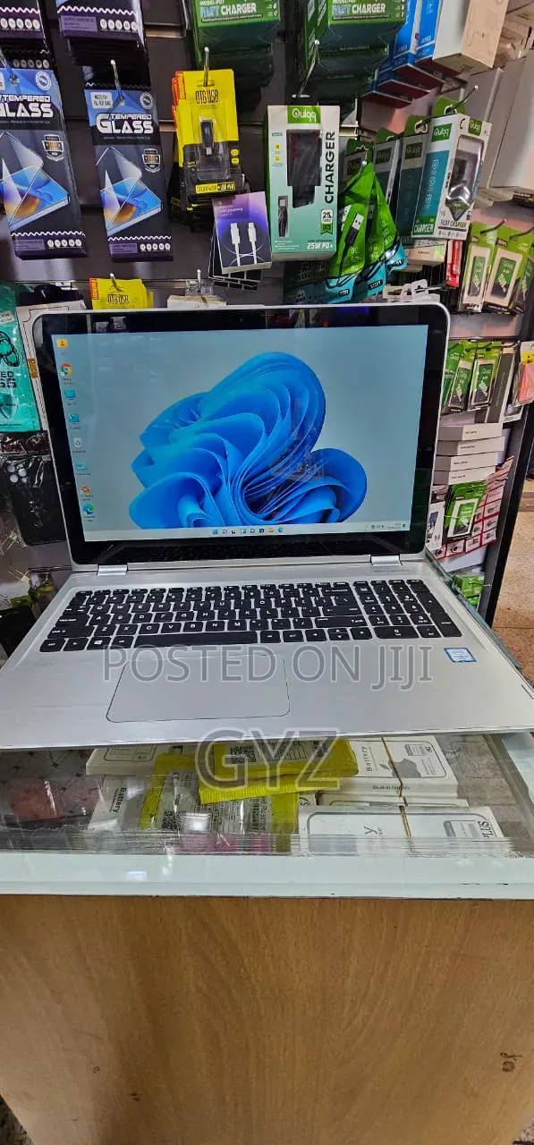 Laptop HP Envy X360 8GB Intel Core i5 HDD 1T