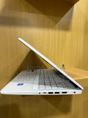 New Laptop HP Slatebook 14 4GB Intel Core i5 SSD 128GB