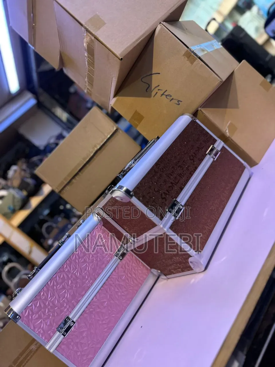 Makeup Kit ~ Cosmetic Box Are Now Available in Pink and Brown