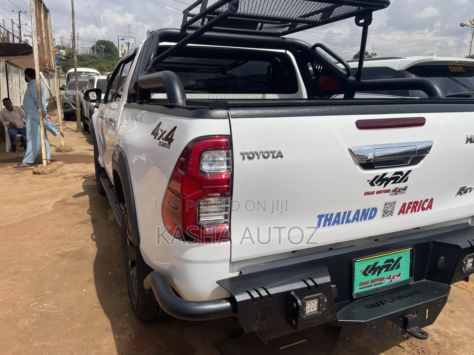 Toyota Hilux 2020 White