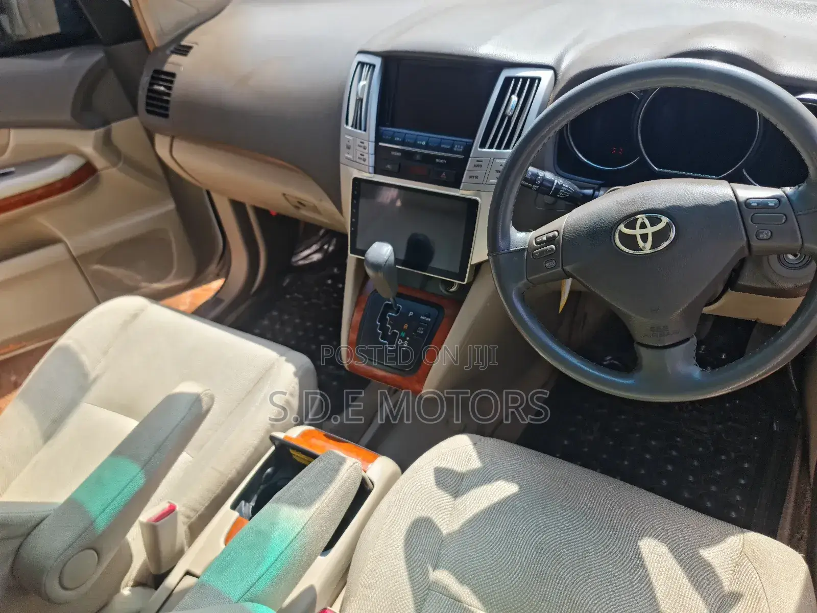 Toyota Harrier 2.4 2009 White
