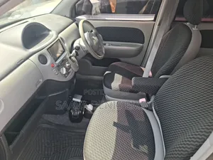 Toyota Sienta 2010 White
