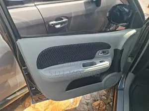 Toyota Sienta 2010 White