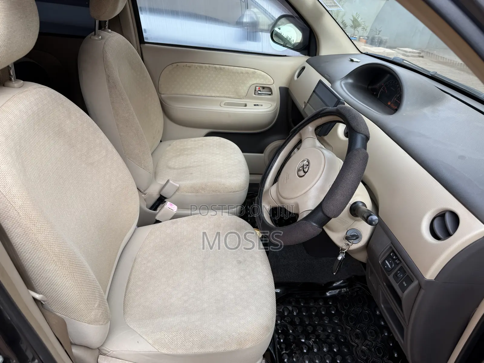 Toyota Sienta 2008 Gray