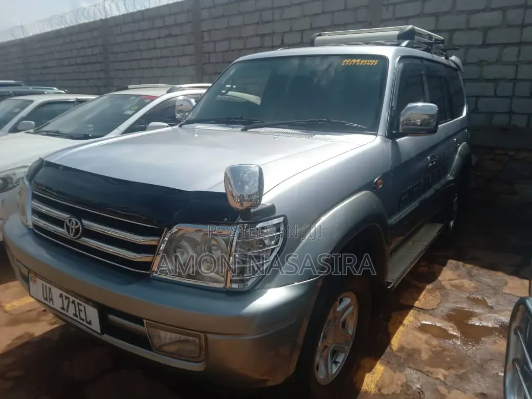 Toyota Land Cruiser Prado 2000 Silver