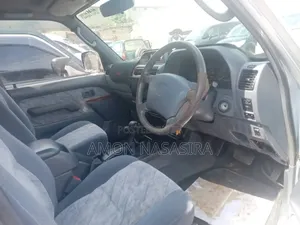 Toyota Land Cruiser Prado 2000 Silver