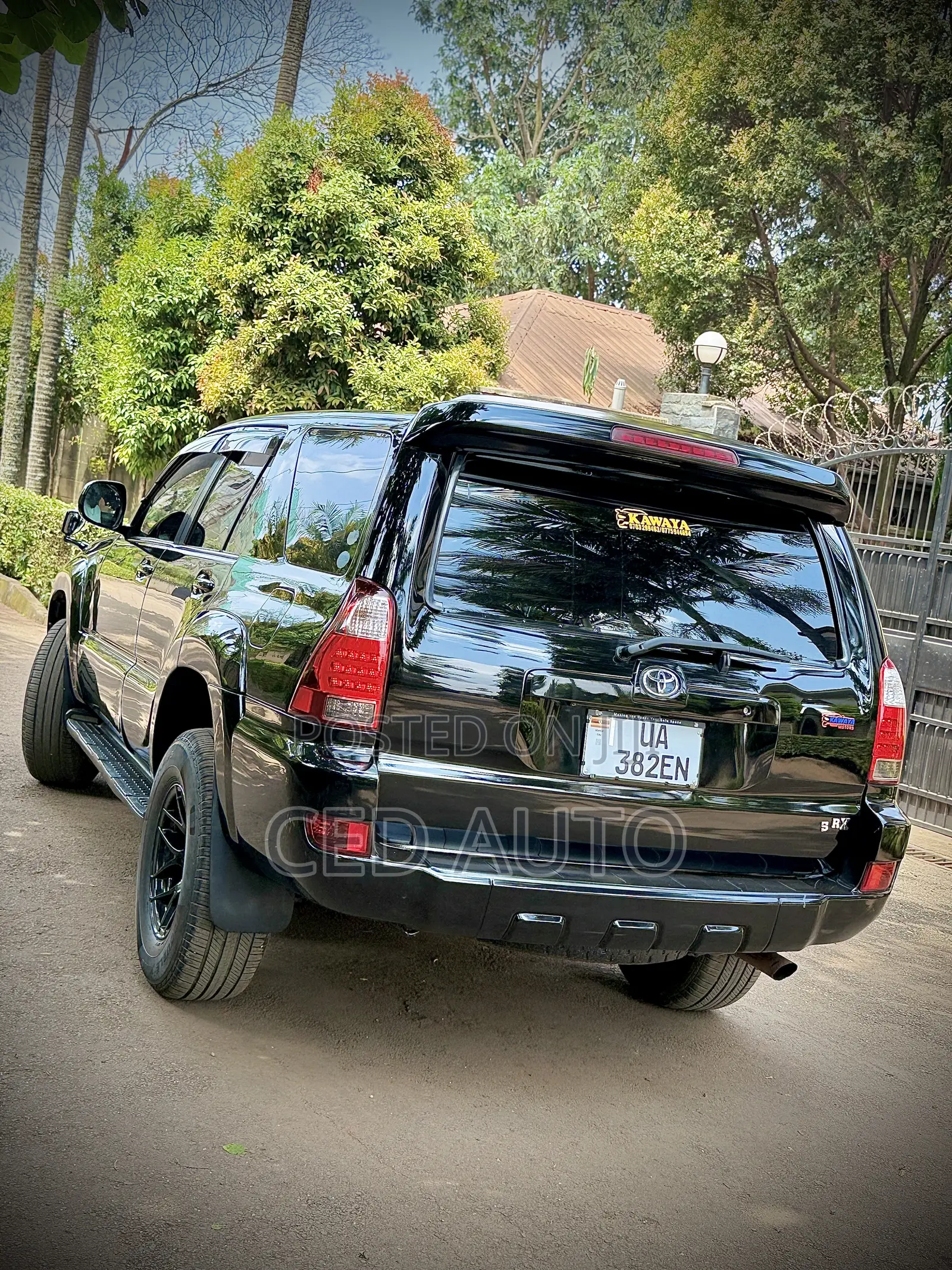 Toyota Hilux Surf 2009 Black