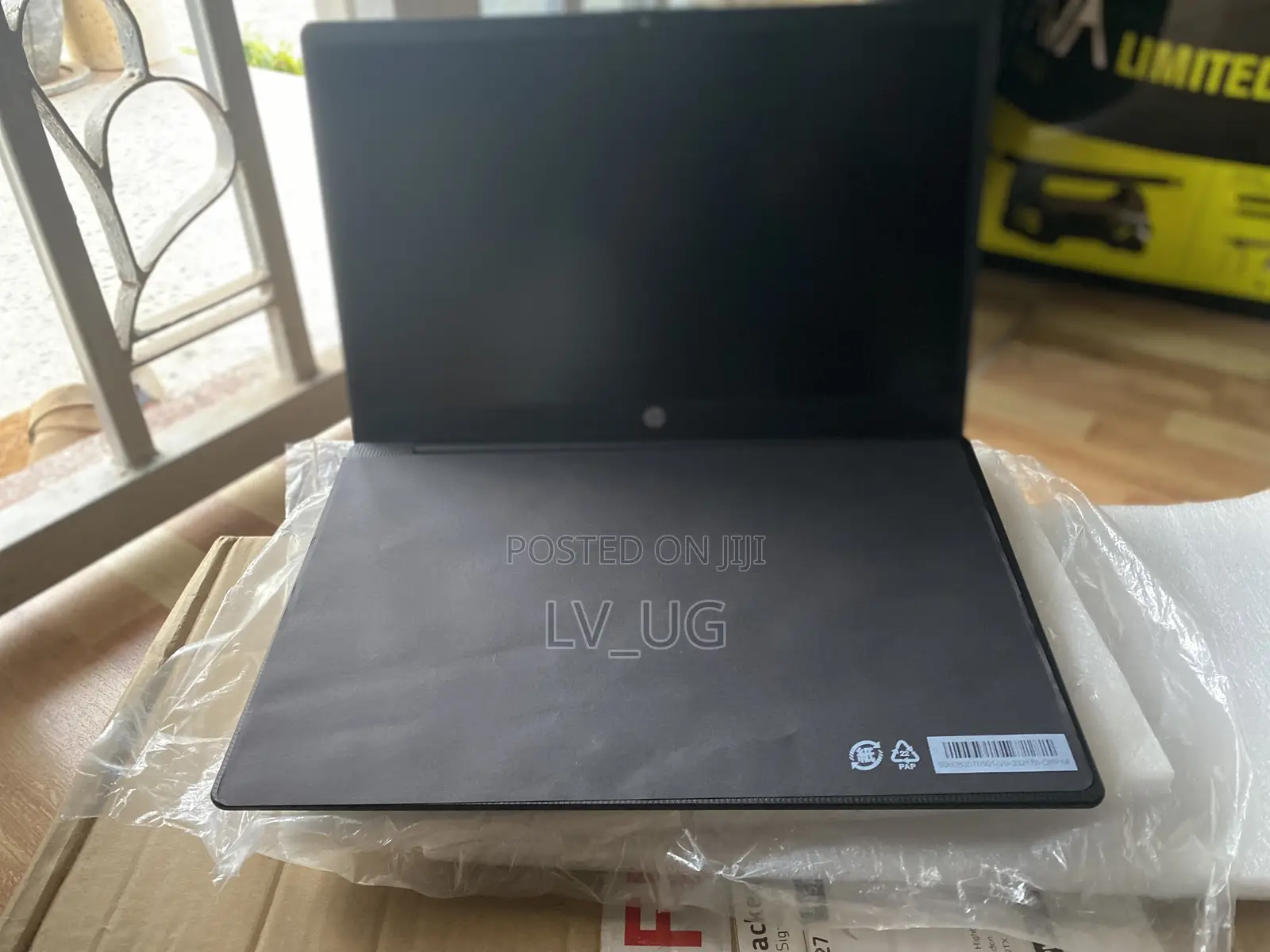 New Laptop HP 8GB AMD Ryzen 5 SSD 512GB