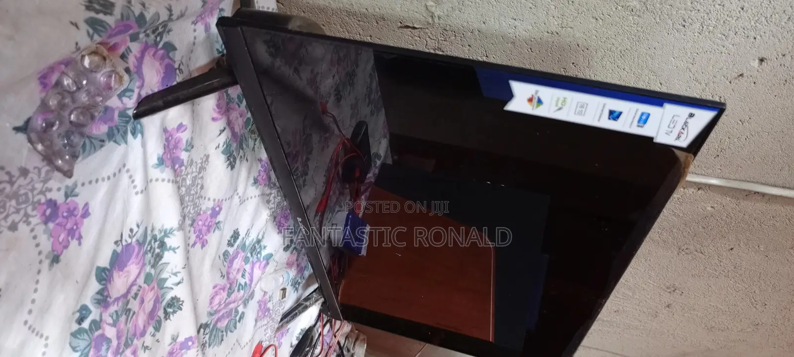Black Ark Tv 24 Inch