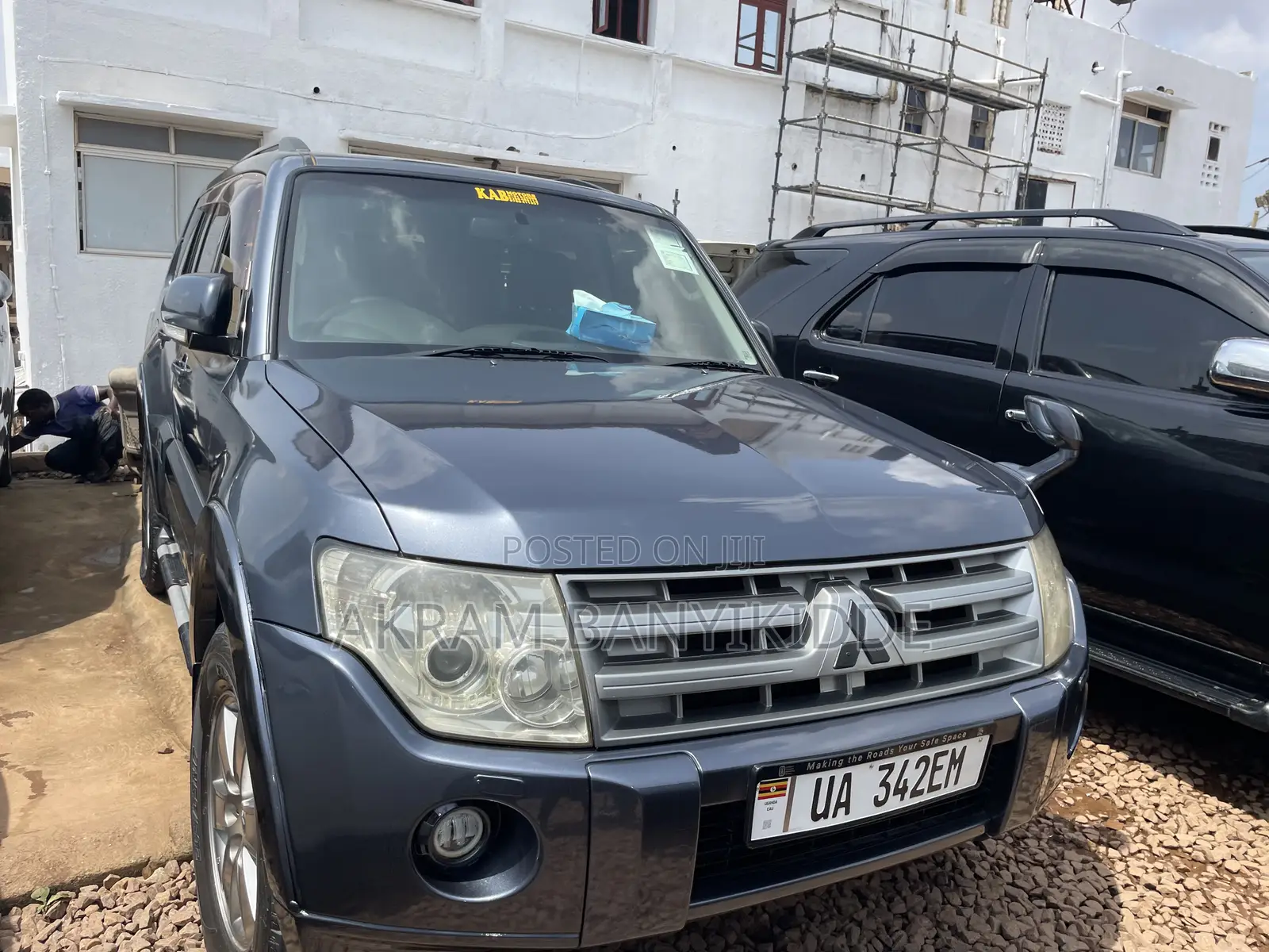 Mitsubishi Pajero 2010 Gray