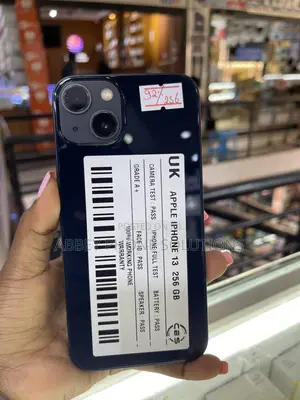 Apple iPhone 13 256 GB Black