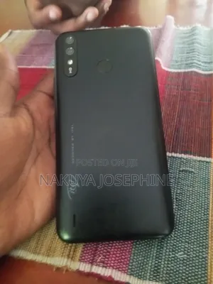 Itel A56 16 GB Black