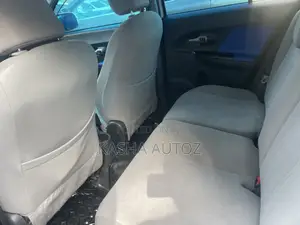 Toyota IST 2009 White